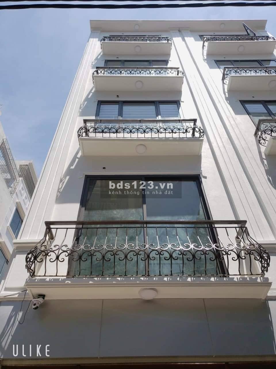 Chính chủ được lộc xuất ngoại bán nhà Vạn Phúc ô tô đỗ cửa, dt 44m2, 5 tầng, giá 6.3 tỷ
