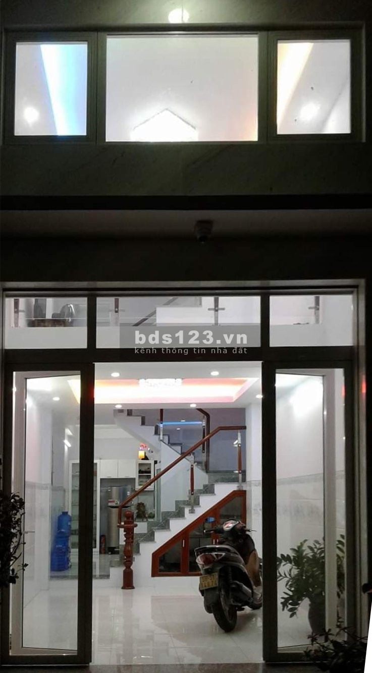 Bán gấp nhà 6 tầng 38m² trung tâm Quận Tân Phú, có sổ hồng full nội thất