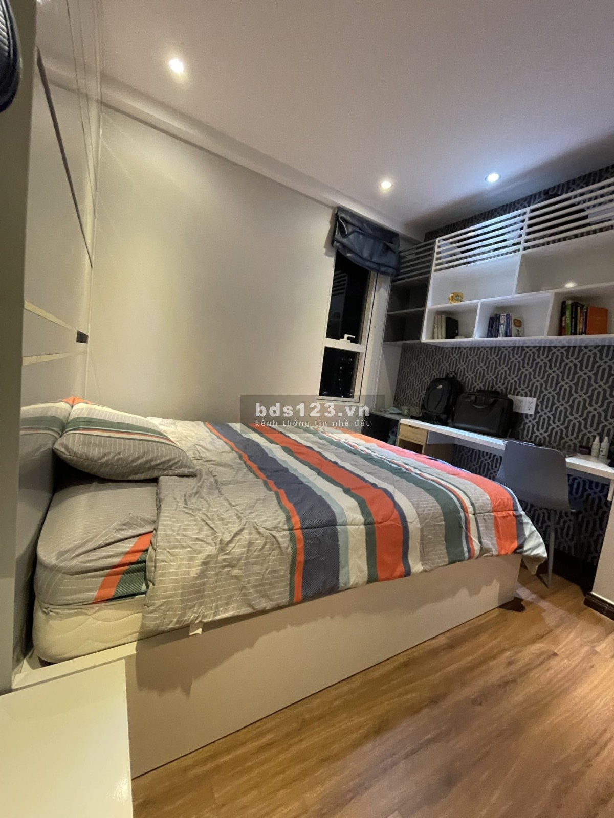 Chuyển nhượng căn hộ Richstar dt 53m2, dt 91m2, góc Hoà Bình - Tô Hiệu, có nội thất 0906847066