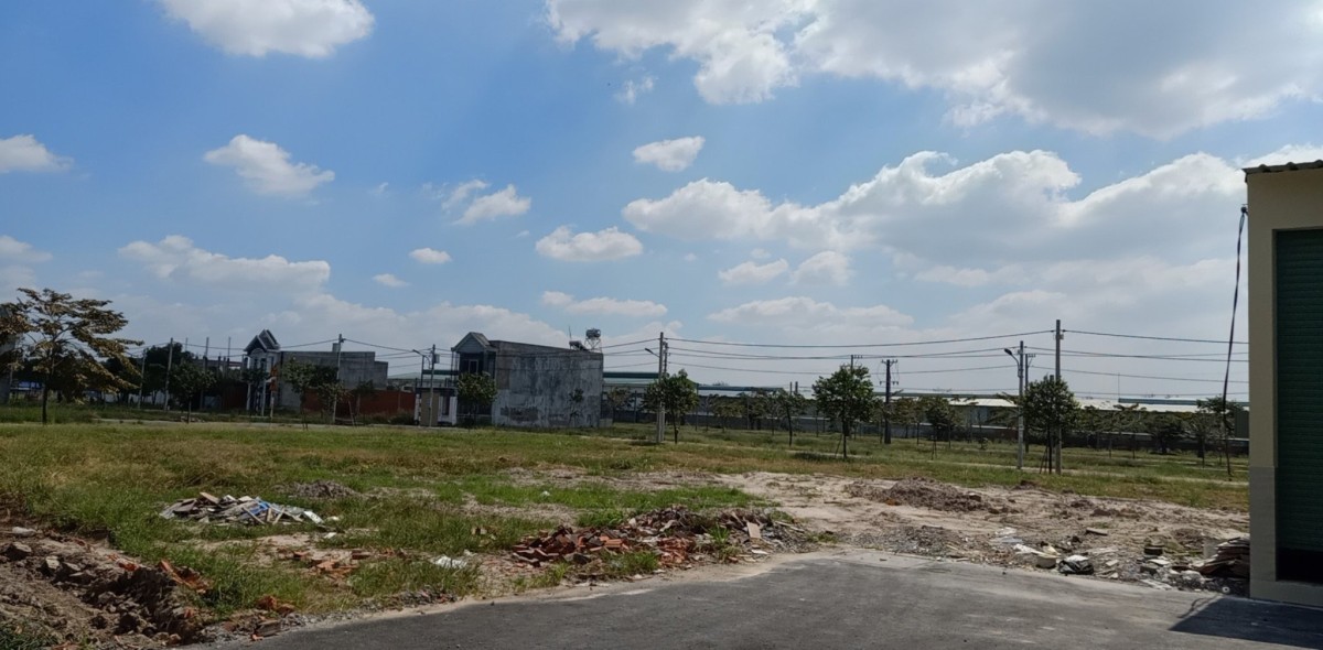 Lô đất ngay Quốc Lộ 13, Bàu Bàng, dtsd 104m2 full thổ, giá 1tỷ2 còn thương lượng