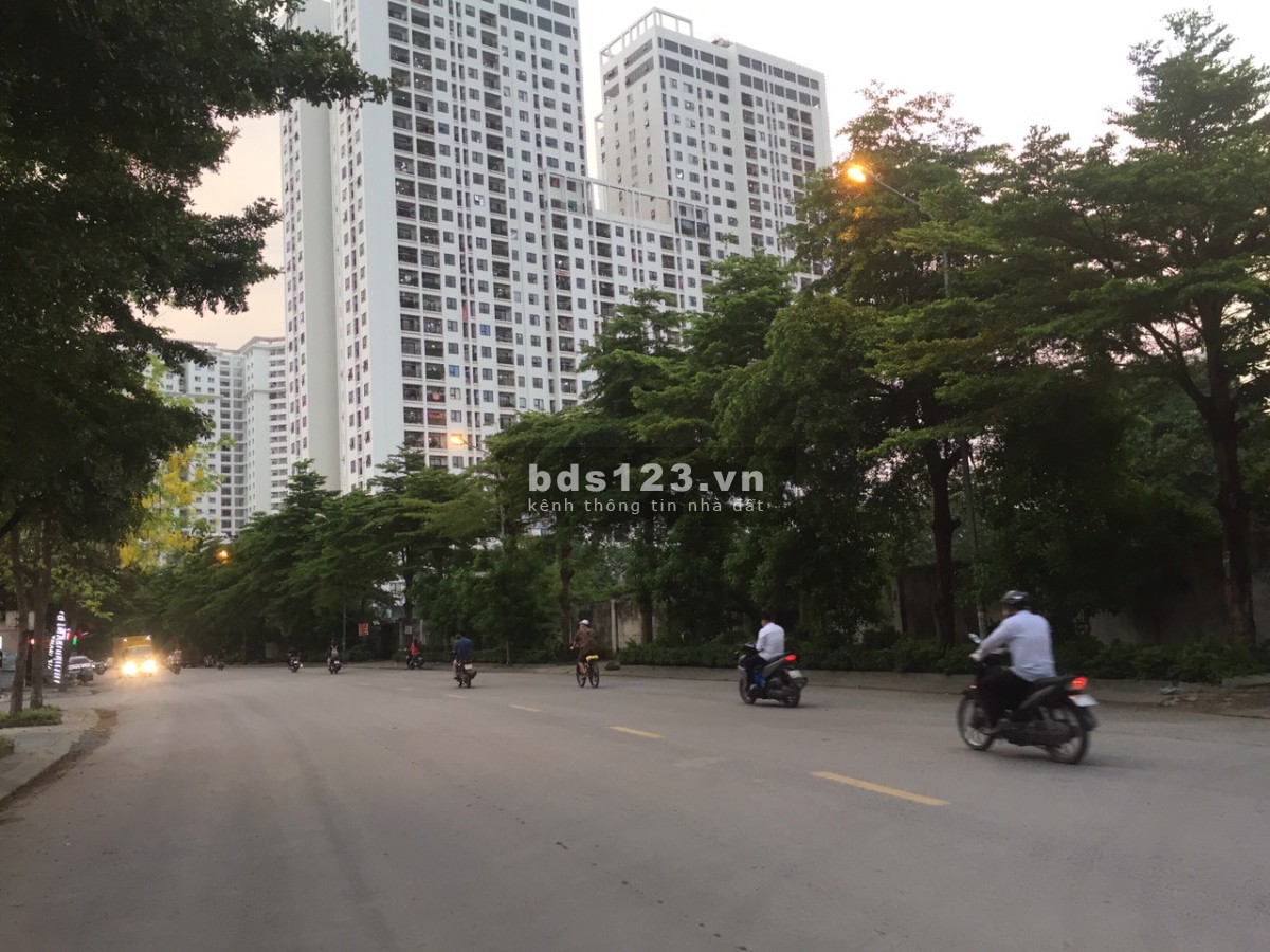 Cần tiền bán gấp nhà mặt đường Quang Lai, Tứ Hiệp, Thanh Trì, 5 tầng, DTSD 209 m2, giá 45 tỷ