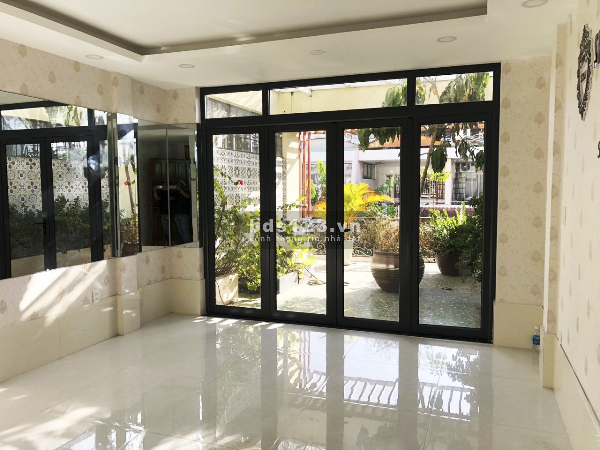 Cần bán gấp nhà mặt tiền đường số khu Nam Long, phường Phú Thuận, Quận 7