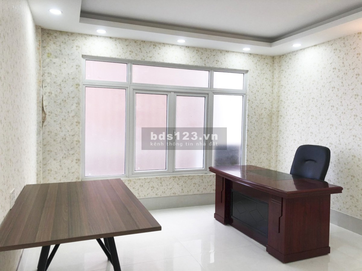 Cần bán gấp nhà mặt tiền đường số khu Nam Long, phường Phú Thuận, Quận 7
