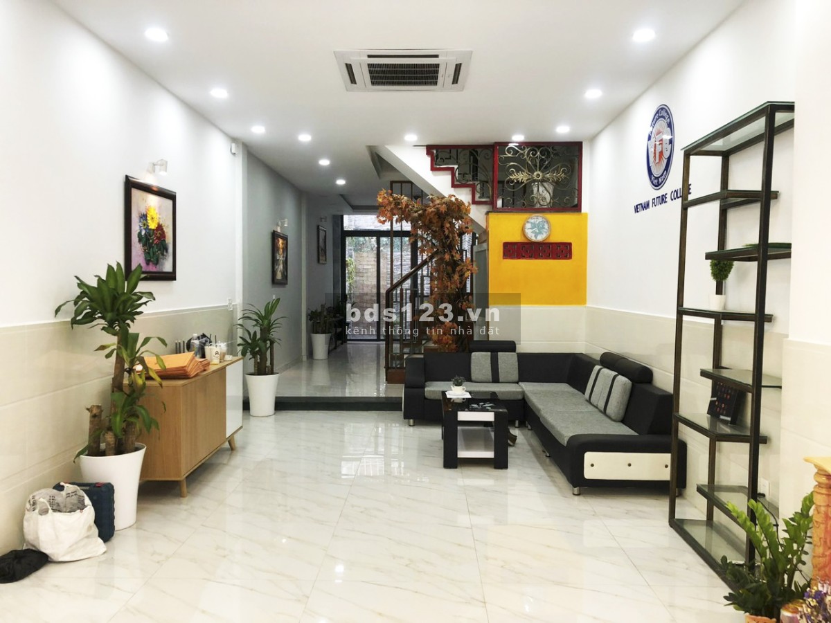 Cần bán gấp nhà mặt tiền đường số khu Nam Long, phường Phú Thuận, Quận 7