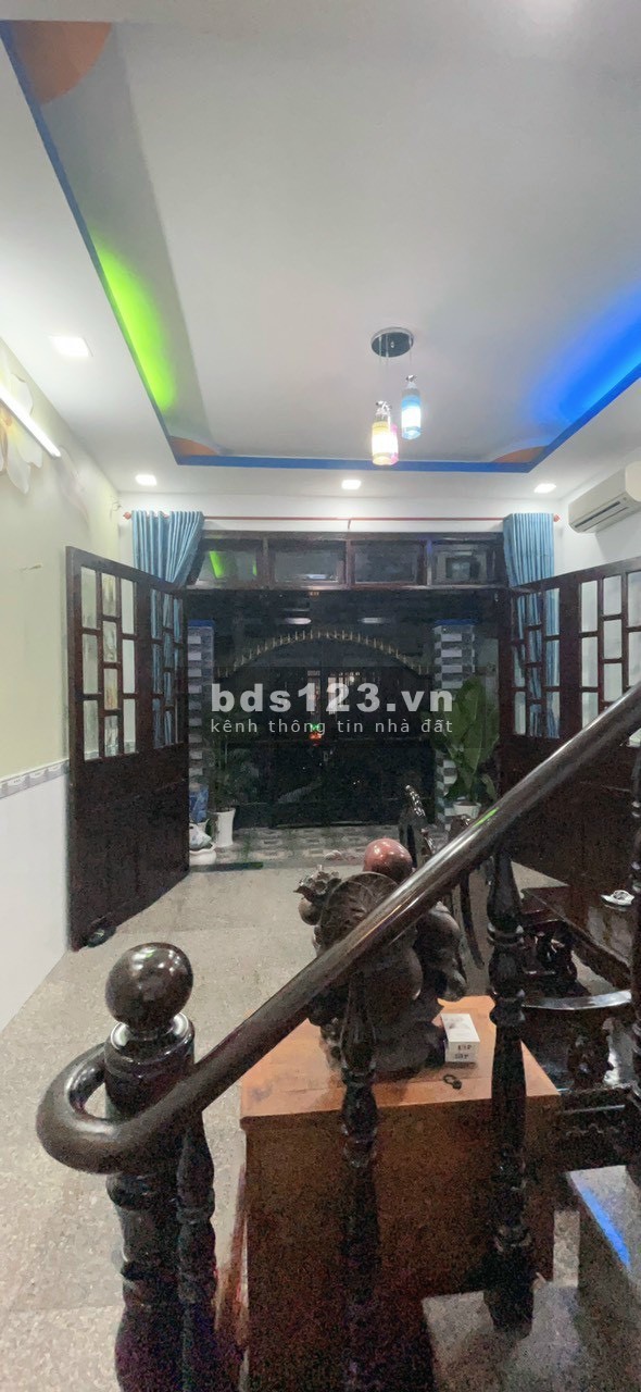 Chú Quân cần bán nhà cấp 4 đang cho thuê 4tr tháng, giá 1 tỷ 550 ở Lê Thị Hà, Tân Xuân. HM