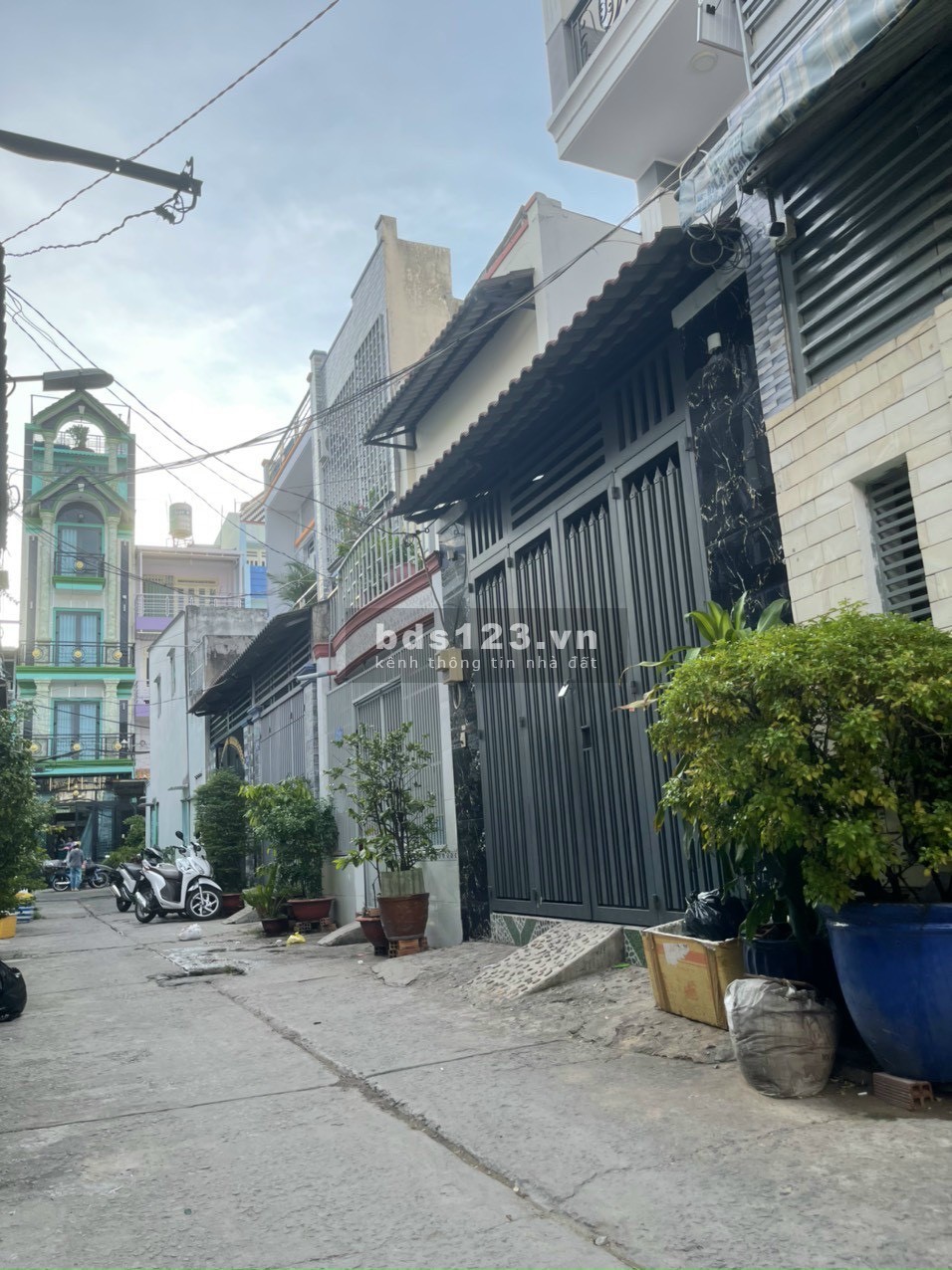 Chú Quân cần bán nhà cấp 4 đang cho thuê 4tr tháng, giá 1 tỷ 550 ở Lê Thị Hà, Tân Xuân. HM