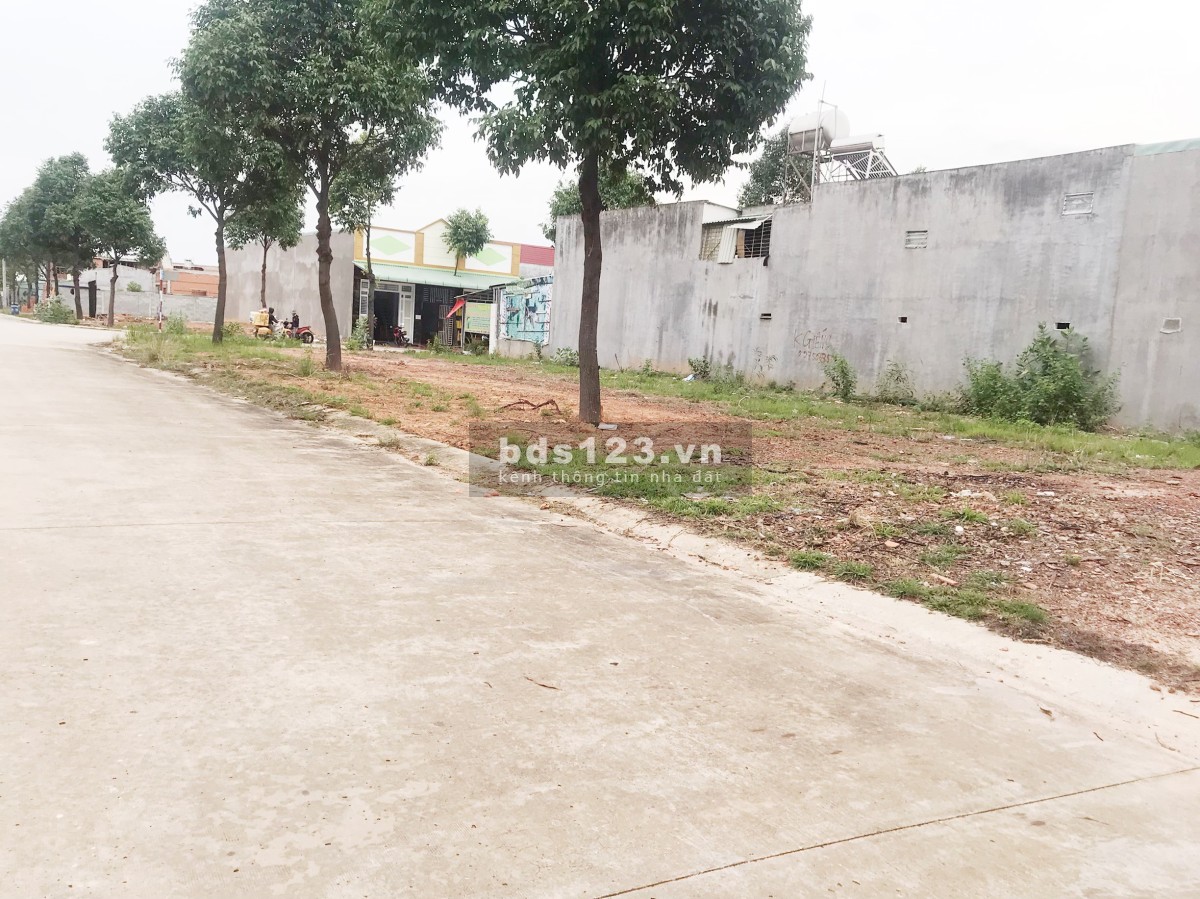 Cần bán lô đất chính chủ có sổ riêng ở Mỹ Phước giá thương lượng
