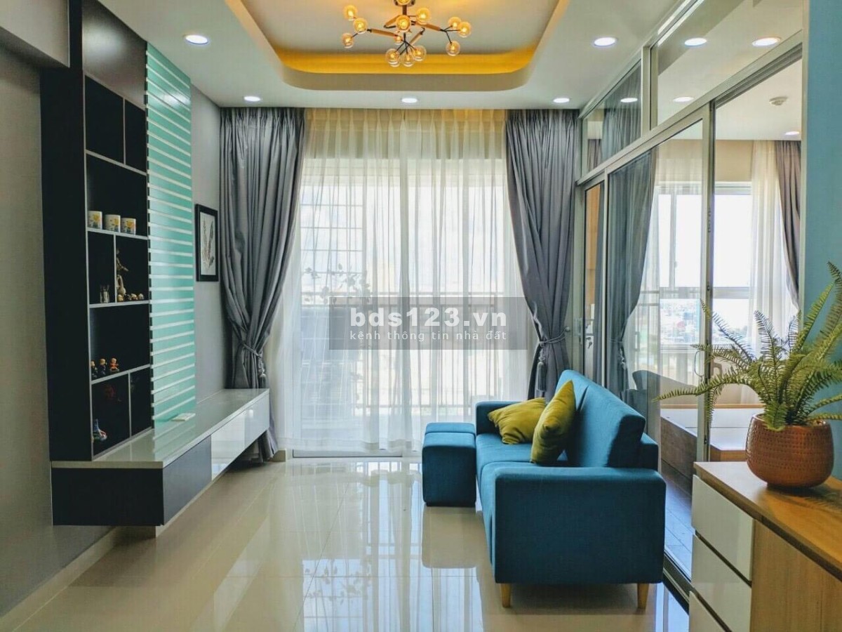 Bán căn hộ Richstar Tân Phú, dt 65m2, 2PN , tầng trung, view Hồ bơi nội khu