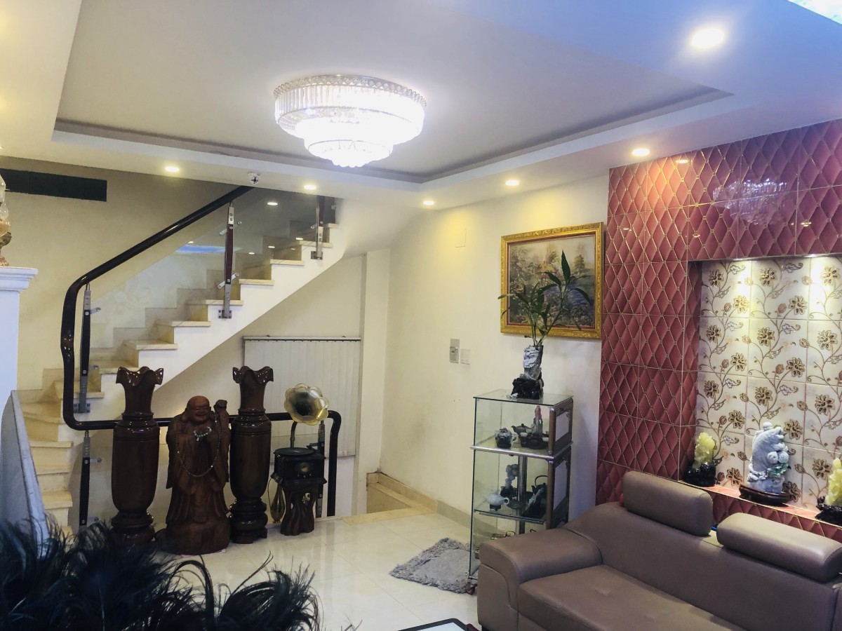 Bán gấp nhà ngộp mặt tiền Hương Lộ 2 Quận Bình Tân đã hoàn công