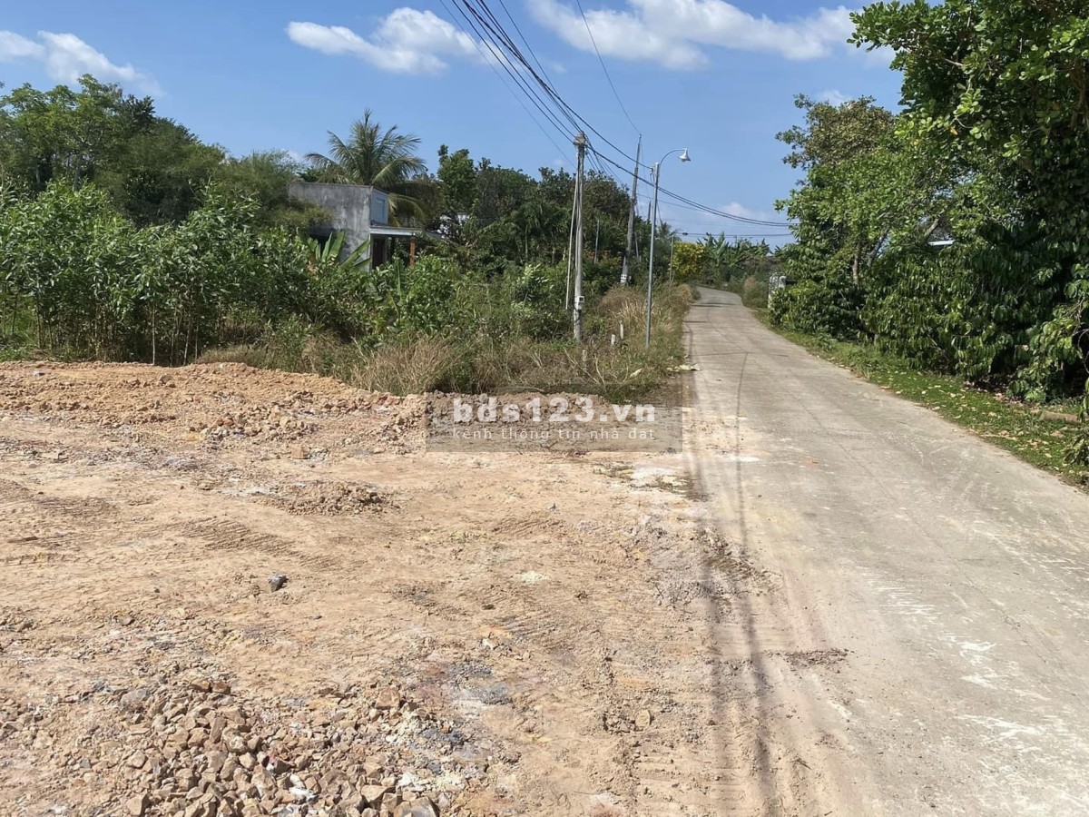 Lô 6x25m, 100% Thổ Cư cách QL20 khoảng 2km Ấp 2, Phú Tân, Định Quán