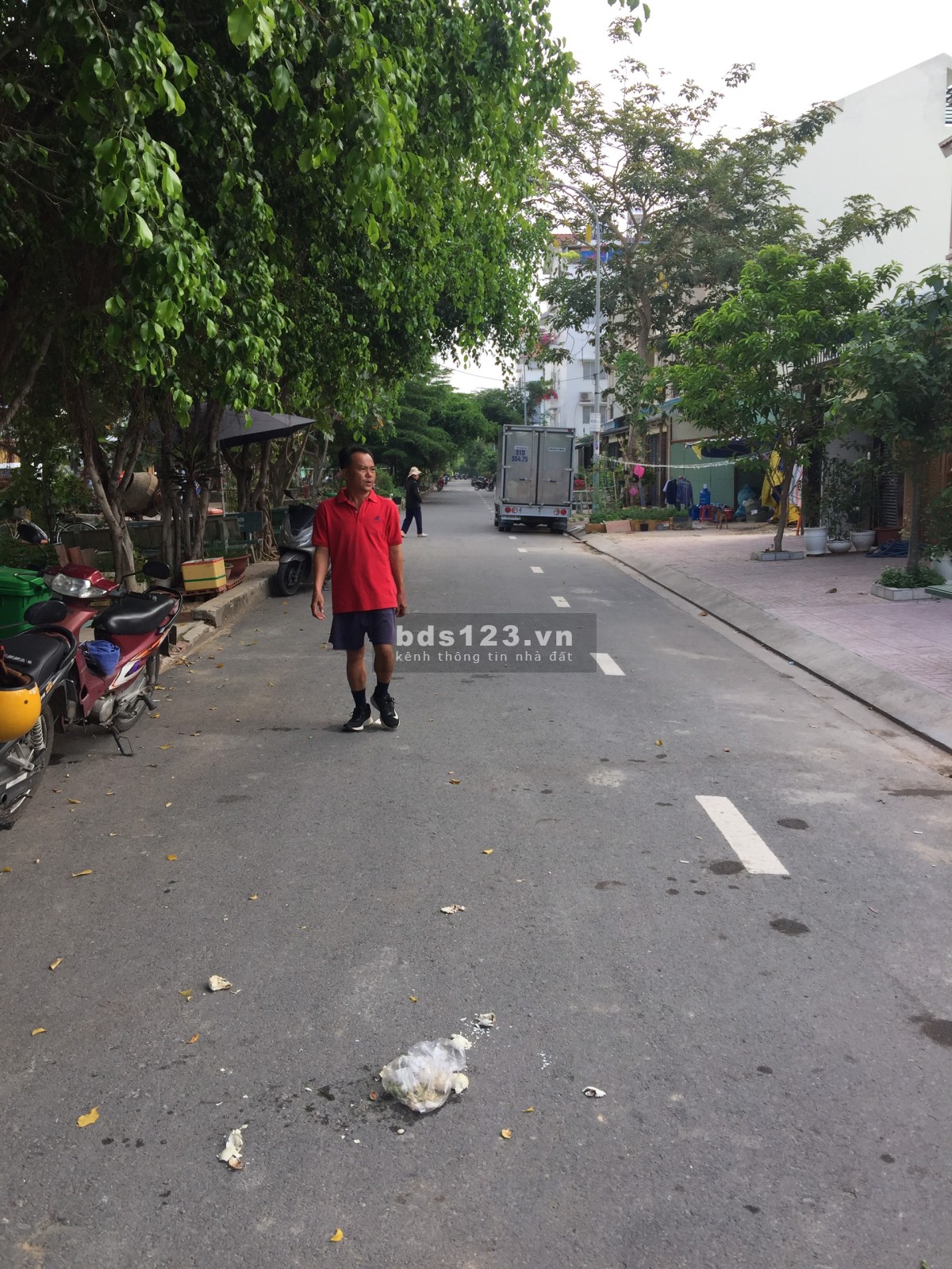 Chính chủ bán nhà mới xây, hẻm xe hơi đẹp lunh linh 4x12m, 1 trệt 1 lầu sân thượng
