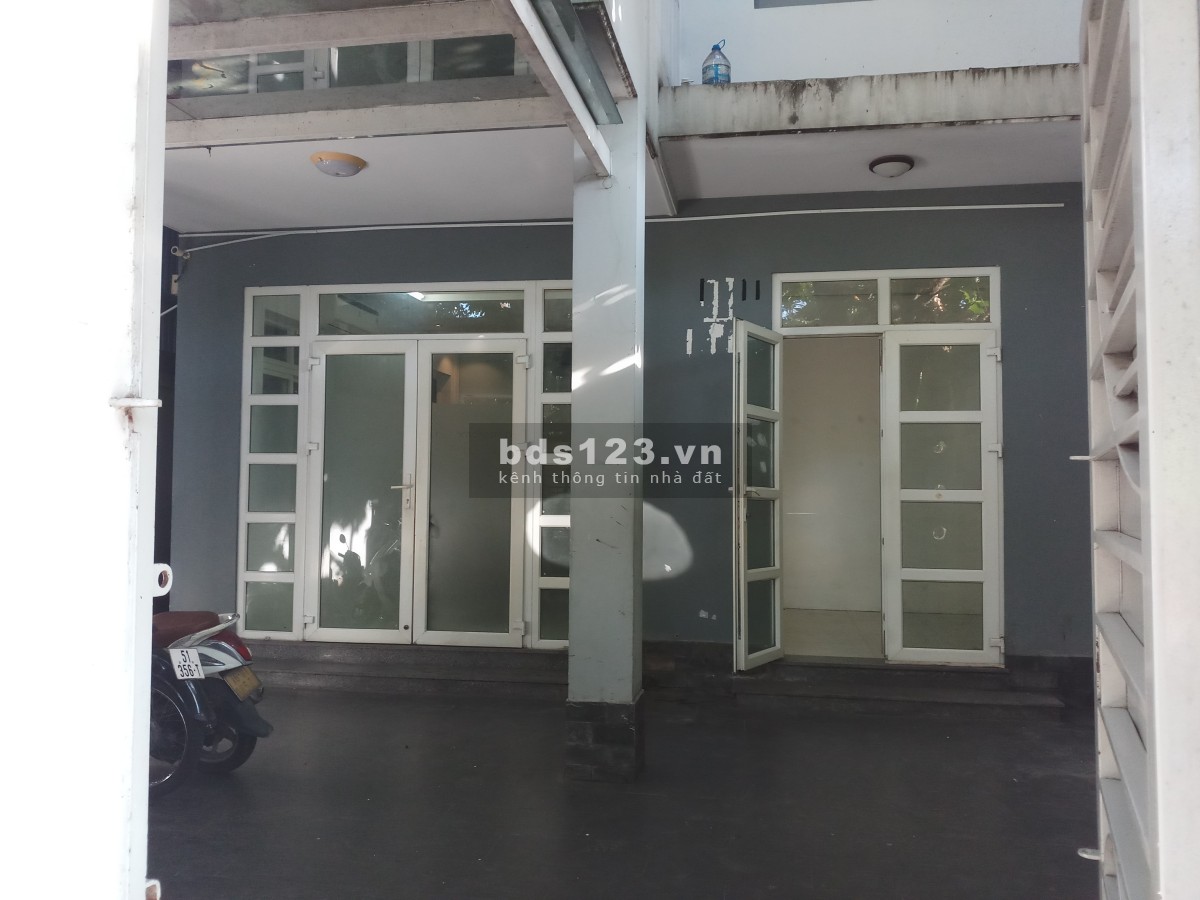 VĂN PHÒNG MẶT TIỀN BIỆT THỰ TRẦN NÃO QUẬN 2