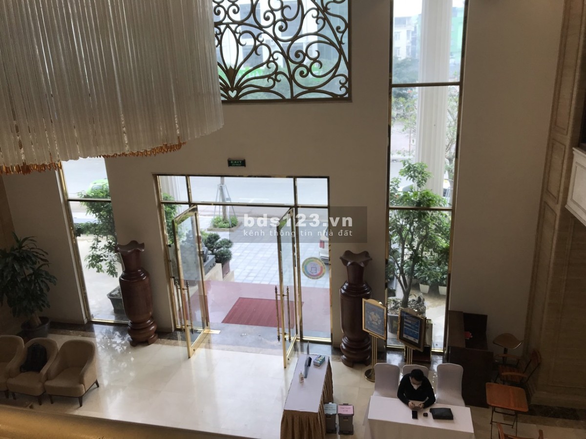 Chính chủ cần bán khách sạn 4 sao view biển tại Bãi Chạy, Hạ Long dt 800m2, giá 240 tỷ