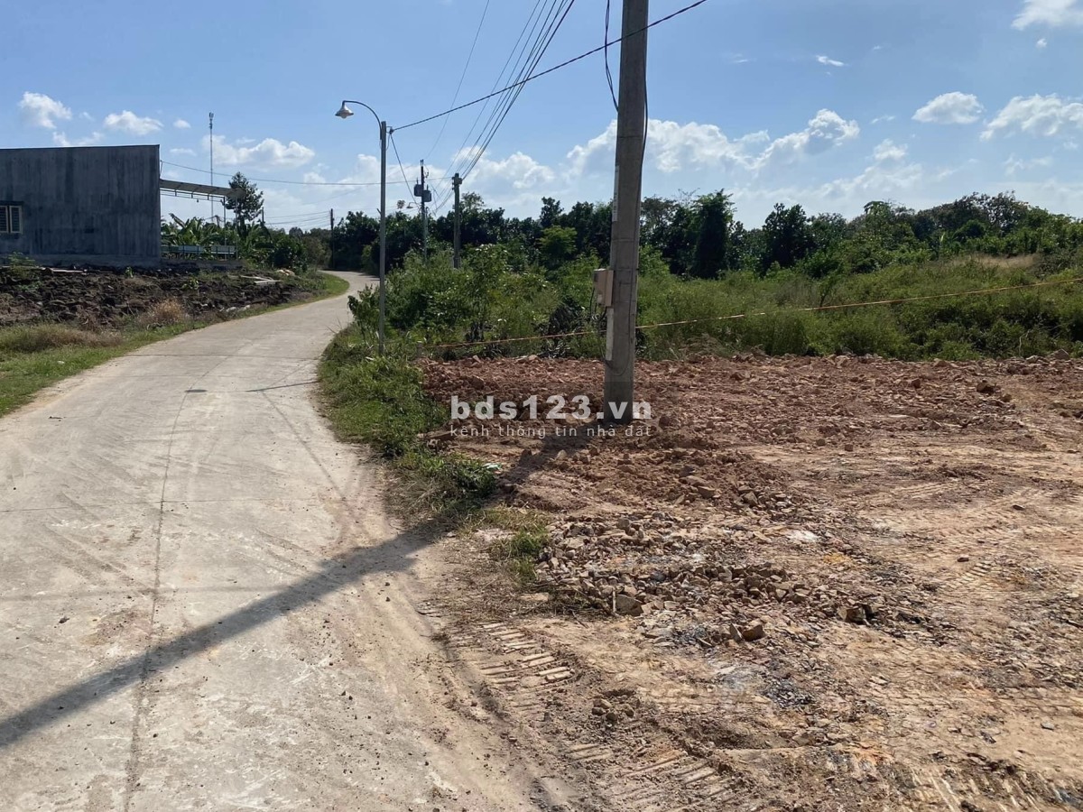 Lô 6x25m, 100% Thổ Cư cách QL20 khoảng 2km Ấp 2, Phú Tân, Định Quán