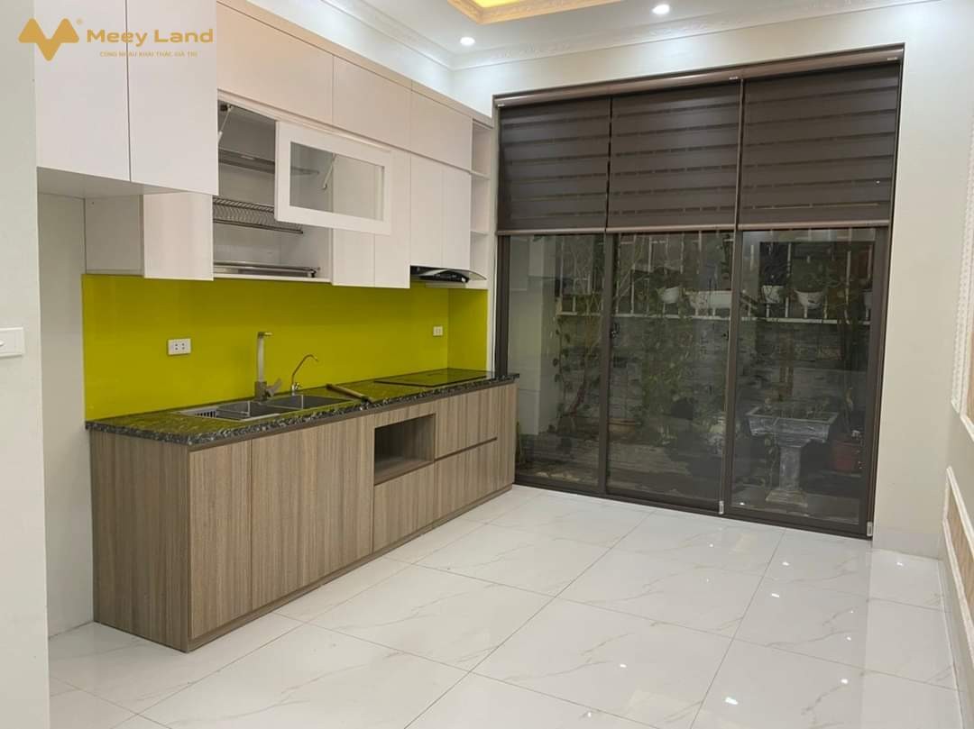 Nhà đẹp Xuân Đỉnh khu dân trí cai, siêu hiếm gần ô tô sổ vuông đẹp tiện đi lại