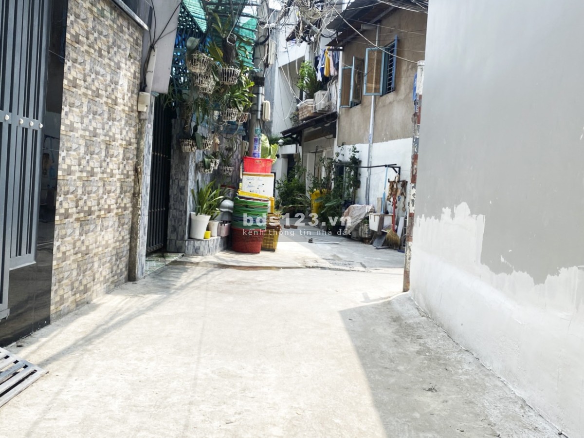 Bán nhà sổ Hồng riêng giá 2,4 tỷ hẻm 487 đường Võ Thị Nhờ phường Tân Thuận Đông, Quận 7