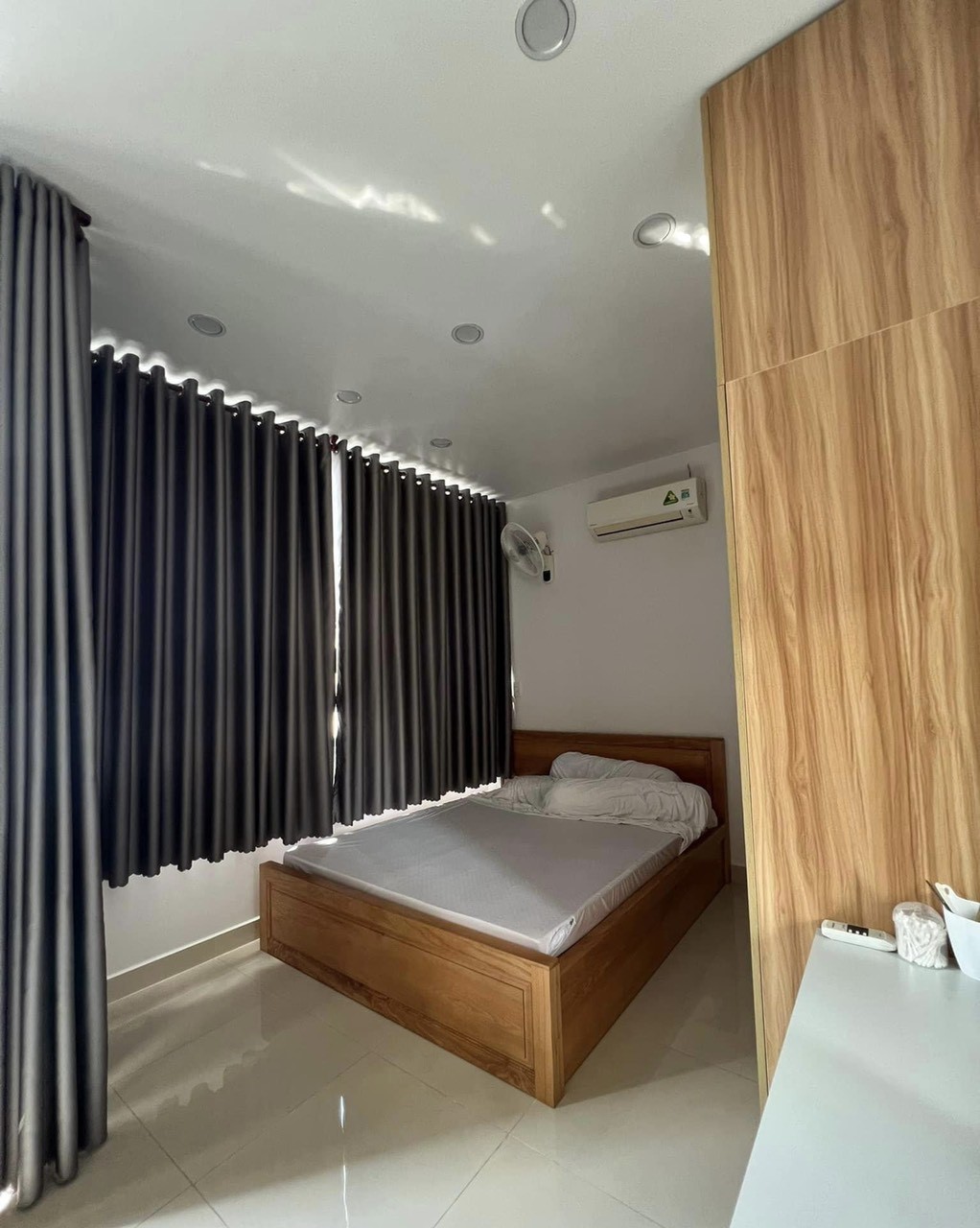 Bán mặt tiền kinh doanh Phú Nhuận giá 7.9 tỷ, dt 40m2 (5mx8m), 3 tầng mới kinh doanh đỉnh