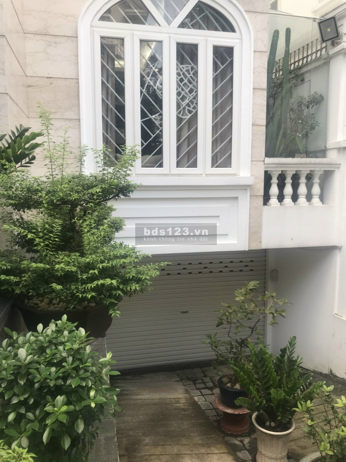 Bán Biệt thự Cityland Garden giảm chào 10 tỷ giá mới chỉ còn 45 tỷ, tiện ích đủ