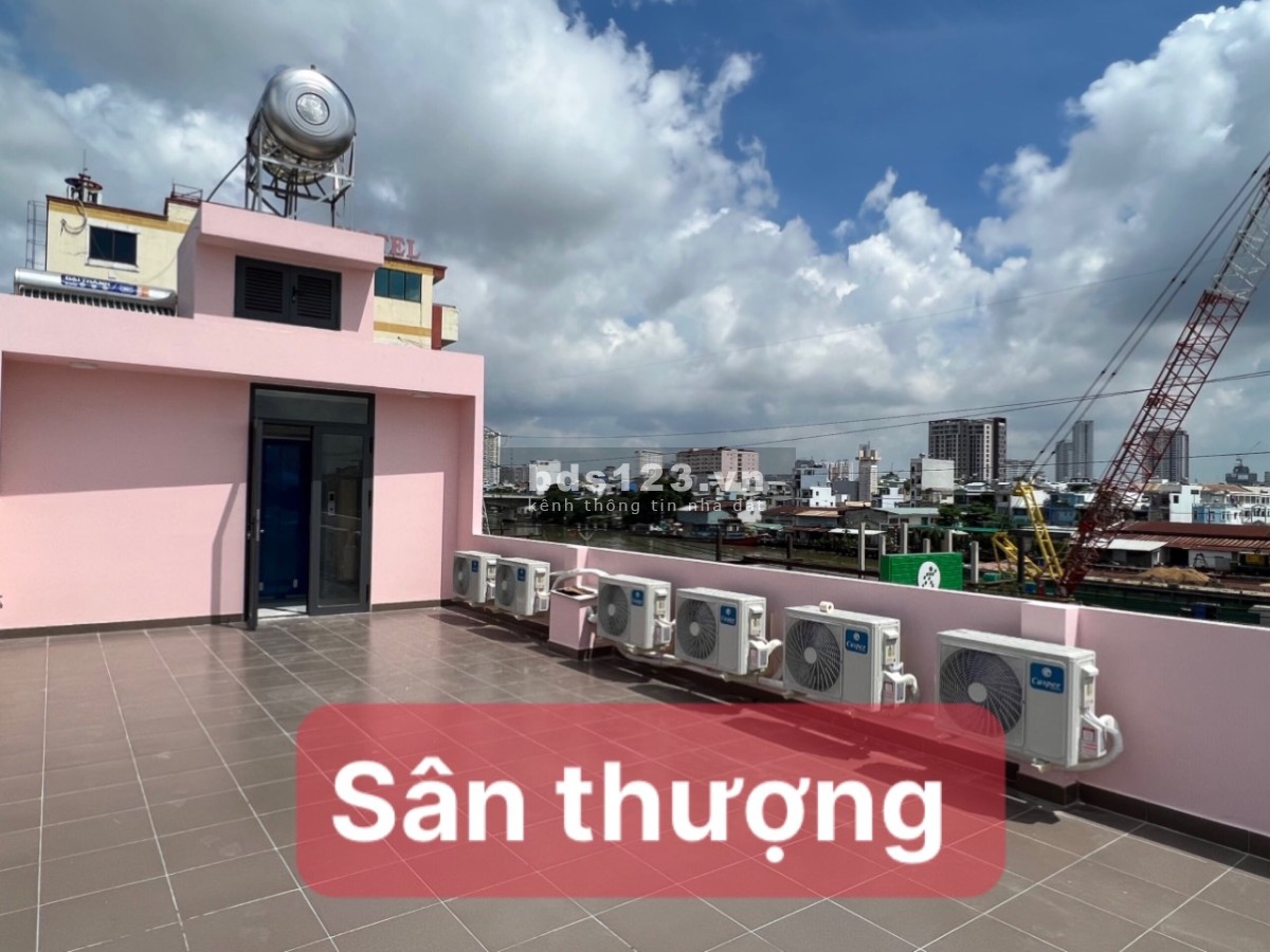 Tòa VP 1T, 2L,1ST số 04 LÊ Văn Lương, Quận 7, sàn trống suốt giá tốt