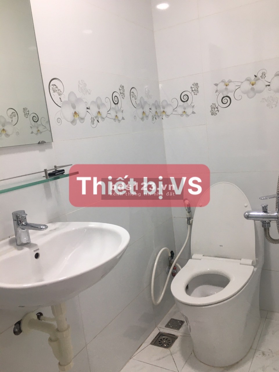 Tòa VP 1T, 2L,1ST số 04 LÊ Văn Lương, Quận 7, sàn trống suốt giá tốt