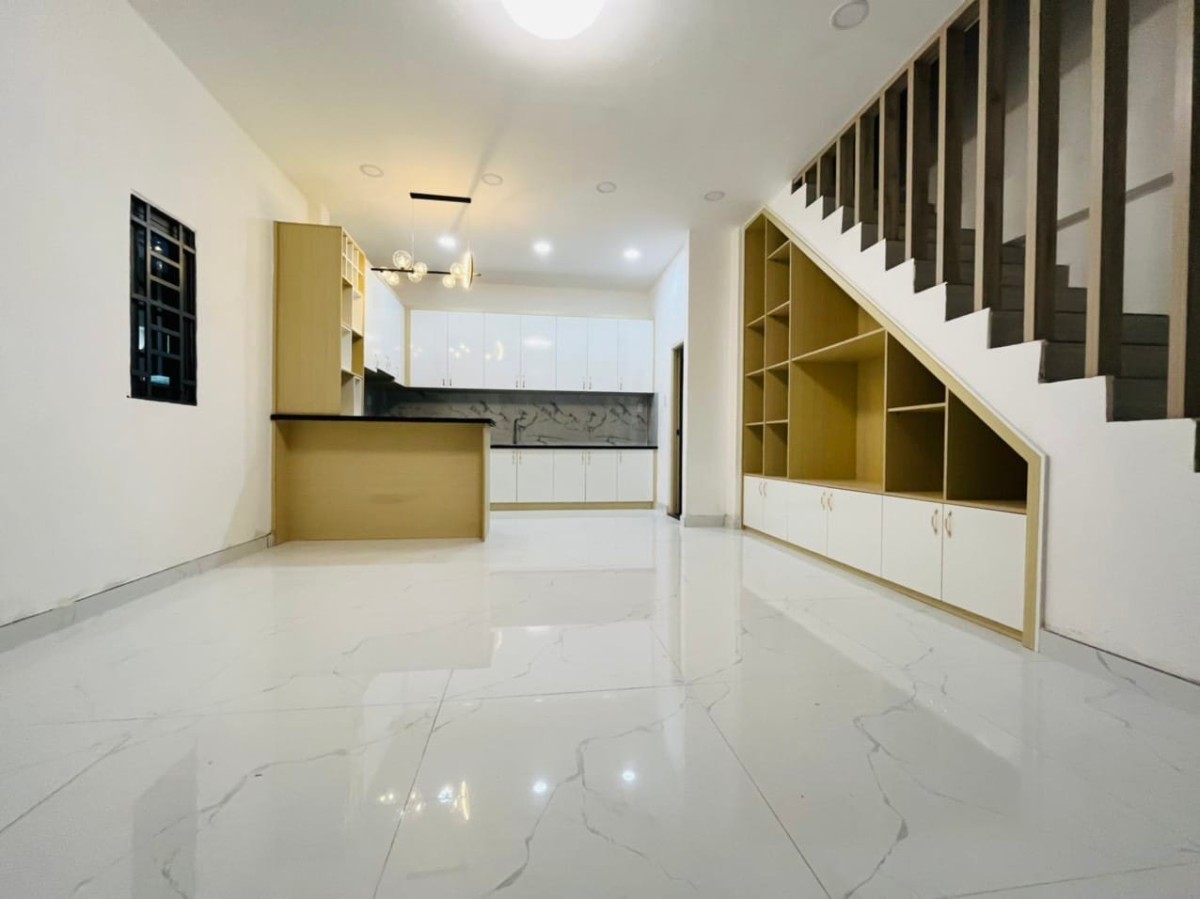 Bán nhà 2 mặt hẻm Huỳnh tấn Phát 50m2,2 tầng đúc nhà còn mới nhình 4 tỷ
