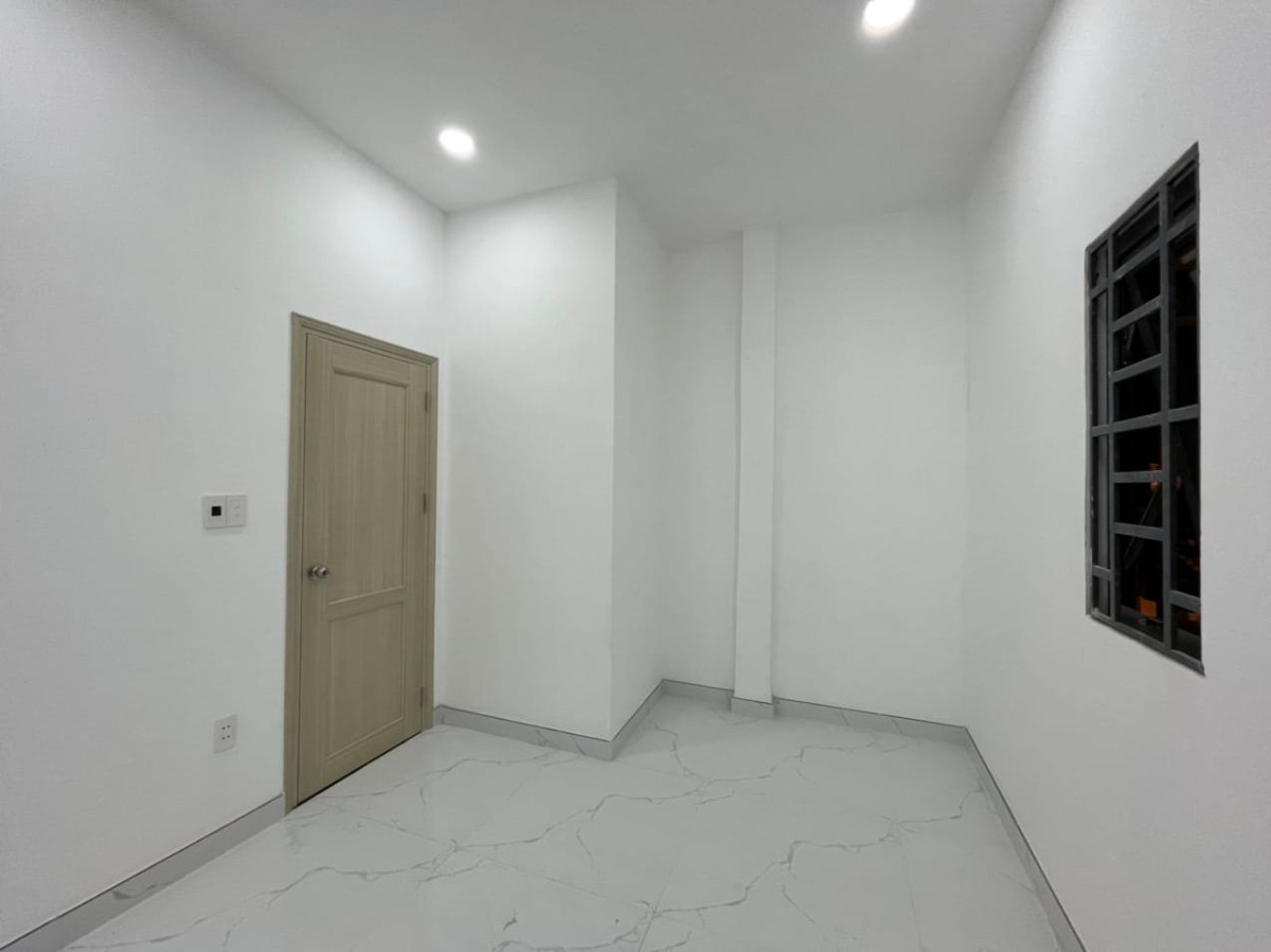Bán nhà 2 mặt hẻm Huỳnh tấn Phát 50m2,2 tầng đúc nhà còn mới nhình 4 tỷ