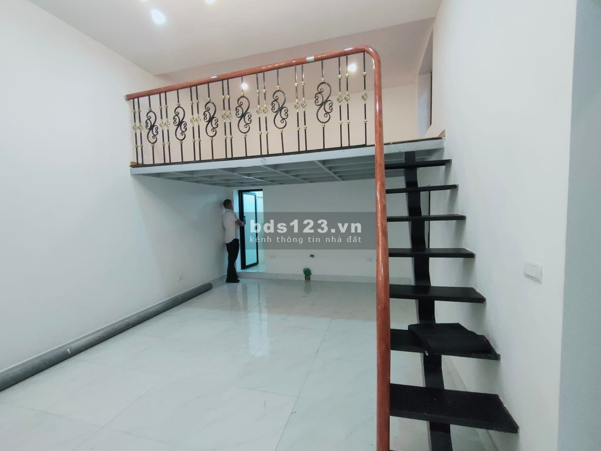 Nhà đẹp vào ở sướng vị trí trung tâm gần vô vàn tiện ích giá 3 tỷ, dt 37m, 3 pn, đủ công năng