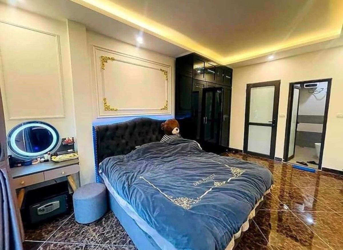 Phạm Văn Đồng diện tích sử dụng 48m2 giá bán chỉ 4.2 tỷ, cách Ô Tô 30m