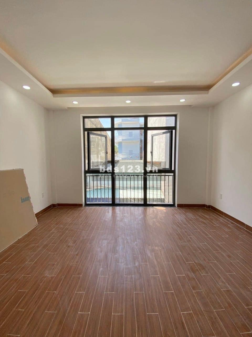 Bán gấp nhà diện tích 63m2 phường Tây Thạnh, 1 trệt, 1 lầu, giá nhỉnh 4 tỷ