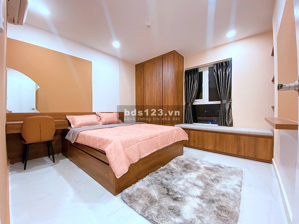 Cần bán CHCC Terra Royal, Q3, 58m2, 2PN, giá 5.4 tỷ, LH 0941797916 Nhi, lầu trung, view Đông Bắc