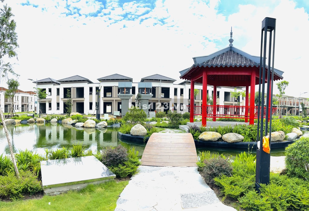 Bán nhà phố vườn diện tích 100m2 giá 2tỷ1 tại Bình Dương tiện ích đẳng cấp