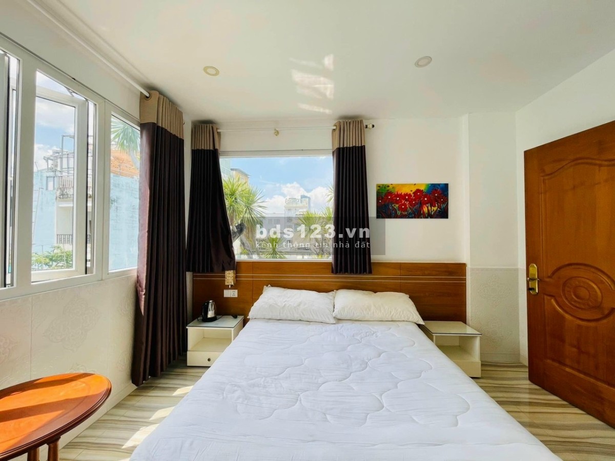 Căn hộ dịch vụ tại Phạm Ngũ Lão, Quận 1 - Thông qua Bùi Viện giờ giấc tự do