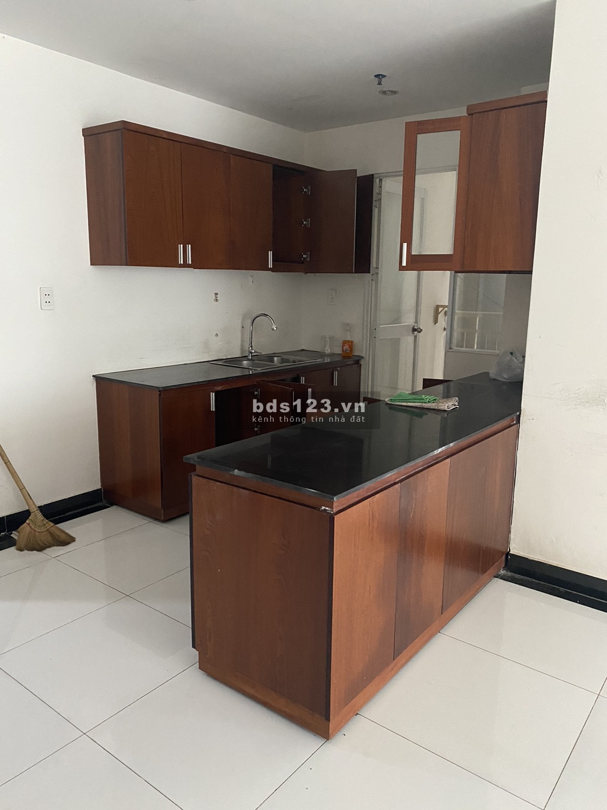 Tôi cần cho thuê chung cư Giai Việt số 854 đường Tạ Quang Bửu, Quận 8,