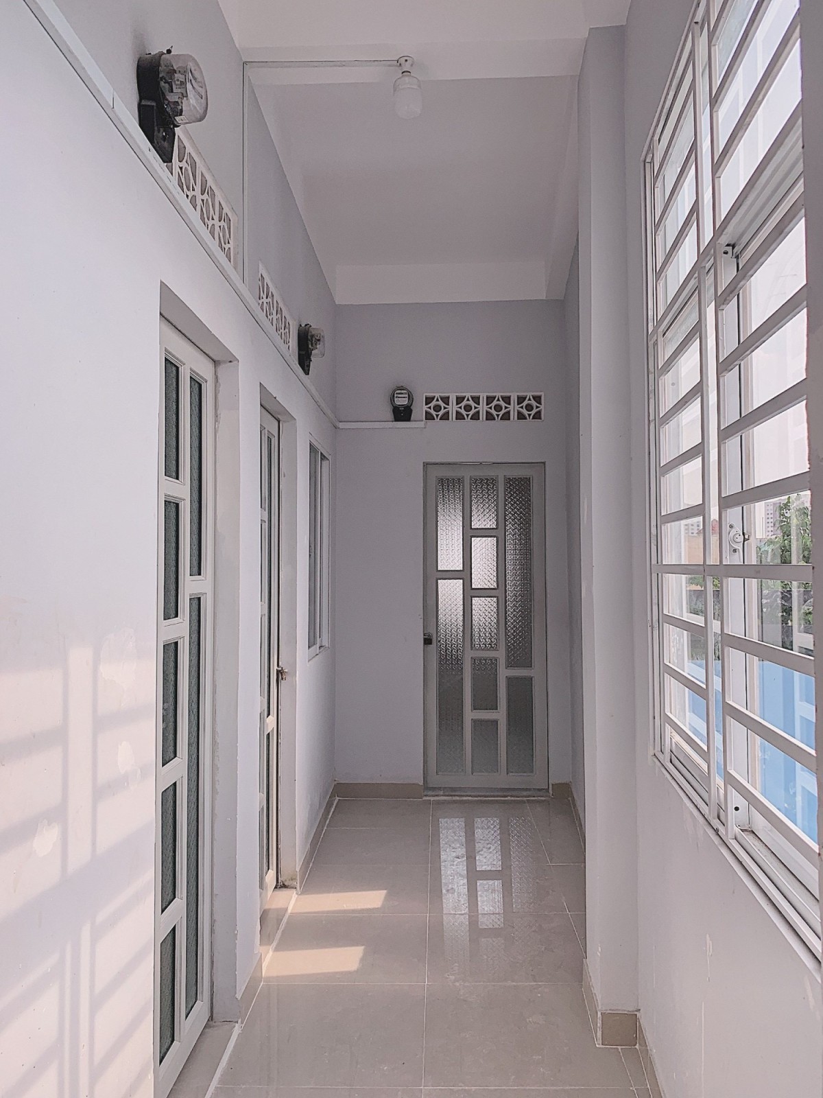 Bán tòa nhà 7 tầng mặt tiền Âu Cơ, diện tích sử dụng 135m2 đang cho thuê 120 triệu