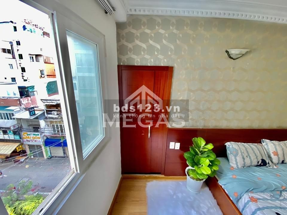 Căn hộ dịch vụ tại Phạm Ngũ Lão, Quận 1 - Thông qua Bùi Viện giờ giấc tự do