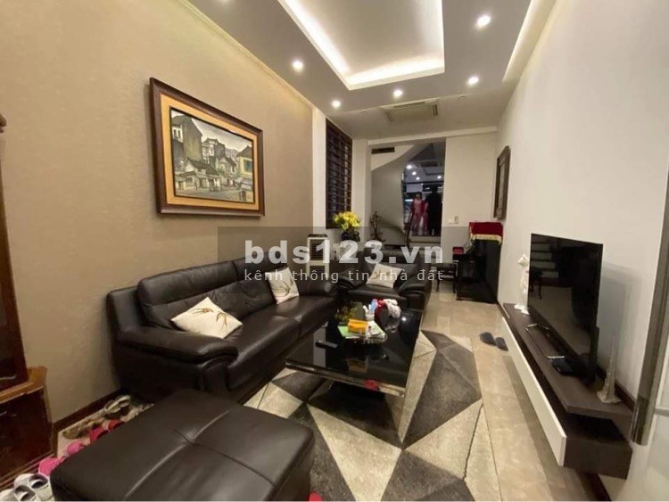 Bán siêu phẩm mặt Hồ Đắc Di quận Đống Đa cực sầm liên hệ 0869299983