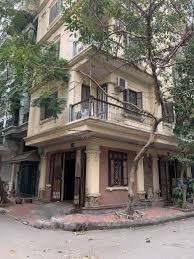 Bán nhà mặt phố Đầm Trấu Q. Hai Bà Trưng, Lô góc, dtsd 60m2 6 tầng, giá bán 12 tỷ