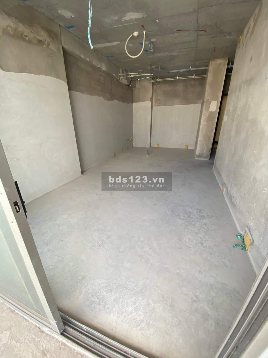 Căn hộ thô tại Kingston Residence, PN giá 5 tỷ thương lượng lh 0362668864