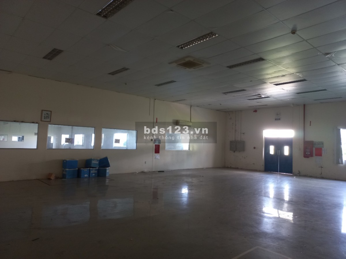 Bán xưởng trong khu công nghiệp Mỹ Phước - Bình Dương liên hệ 0981455750