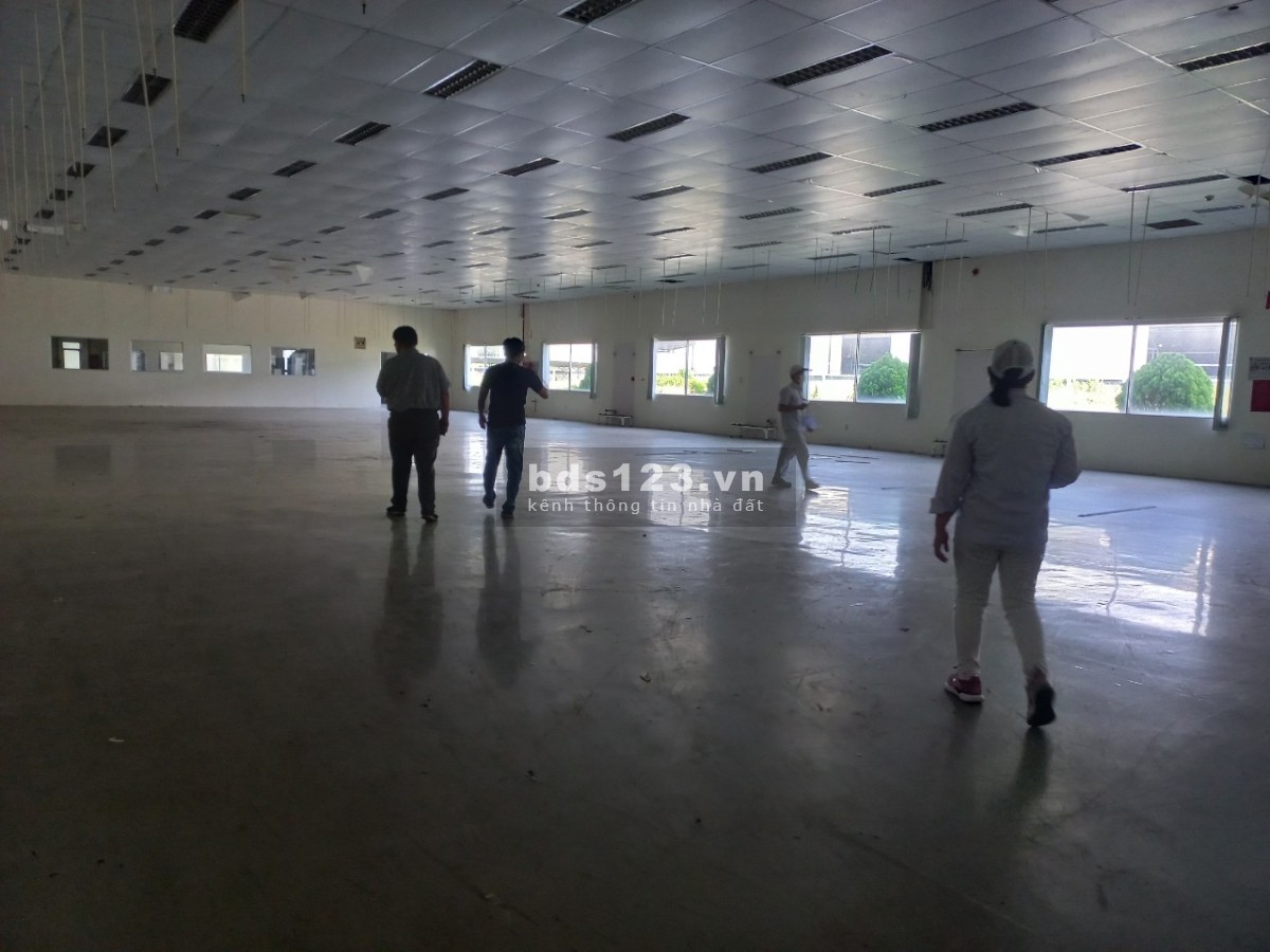 Bán xưởng trong khu công nghiệp Mỹ Phước - Bình Dương liên hệ 0981455750