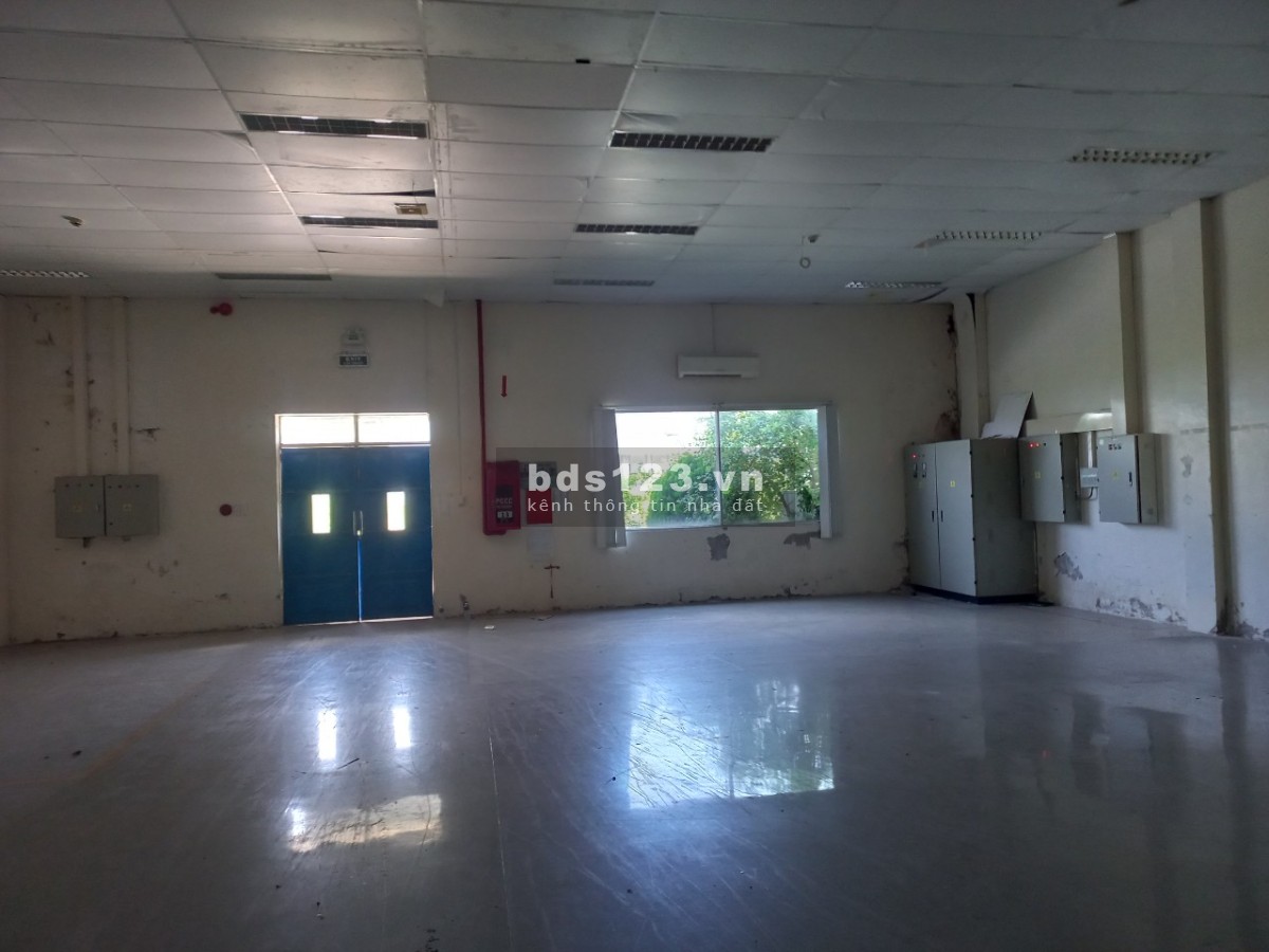 Bán xưởng trong khu công nghiệp Mỹ Phước - Bình Dương liên hệ 0981455750