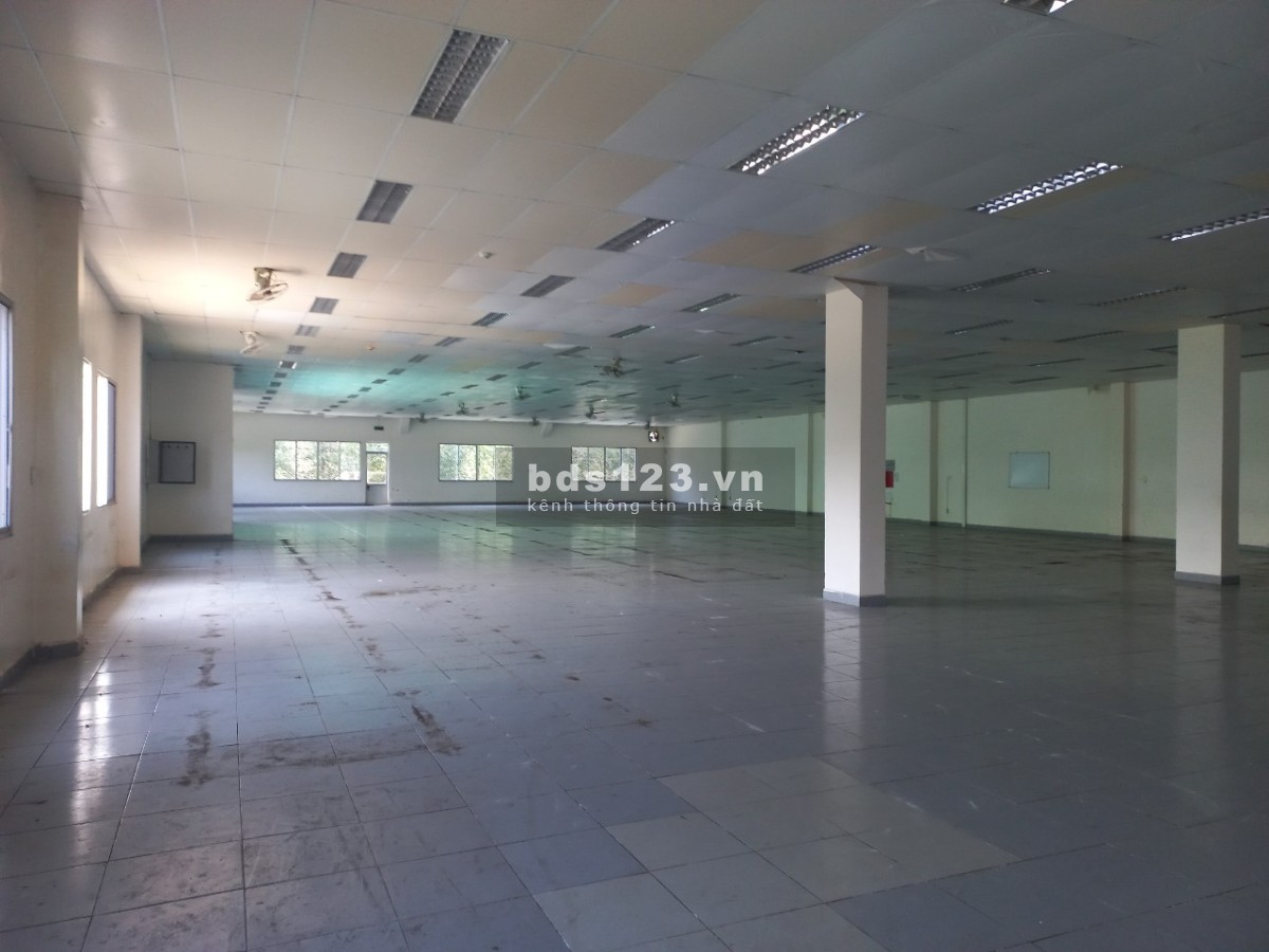 Bán xưởng trong khu công nghiệp Mỹ Phước - Bình Dương liên hệ 0981455750