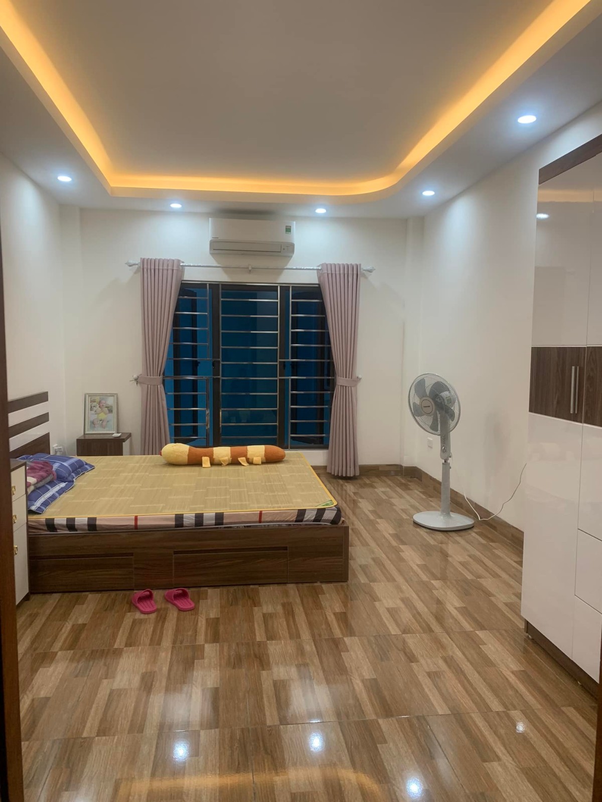 Tựu Liệt, Thanh Trì, nhà diện tích 30m2 4 tầng, mt 3,5m, mới, đẹp, vào ở luôn, giá 3 tỷ