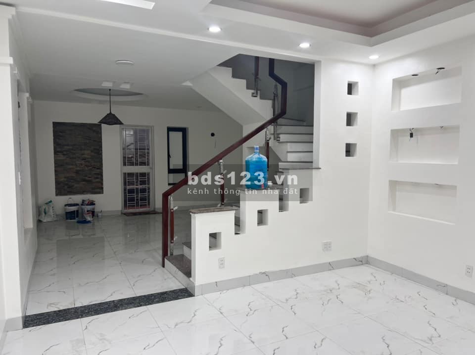 CC bán nhanh 96m2 Đào Nguyên , Trâu Quỳ, Gia Lâm, Hà Nội . Có sẵn nhà 3 tầng mới