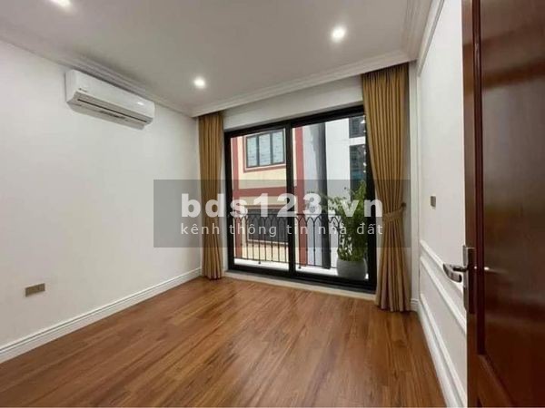 Bán gấp nhà mới xây tại Cổ Điển A, Tứ Hiệp, Thanh Trì 37m2, 4.5 tầng, MT4.2 m, 3.35 tỷ