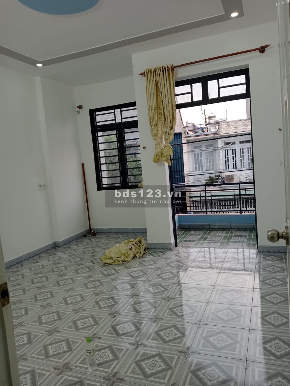 Cần bán nhà đường Nguyễn Thị Minh Khai, Tân Đông Hiệp, Dĩ An, 60m2 giá chỉ hơn 3tỷ.