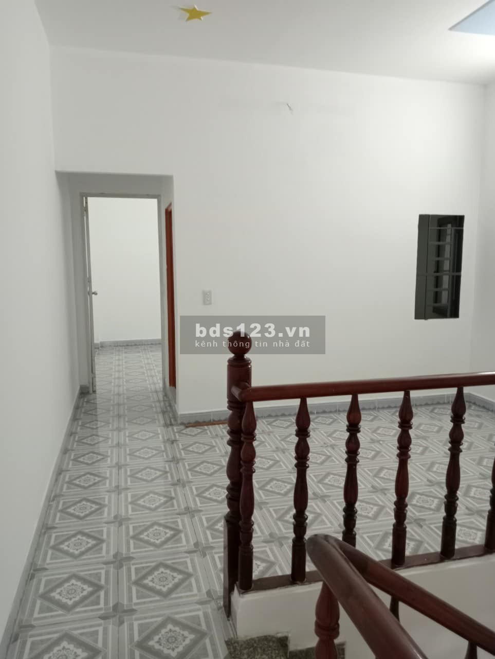 Cần bán nhà đường Nguyễn Thị Minh Khai, Tân Đông Hiệp, Dĩ An, 60m2 giá chỉ hơn 3tỷ.