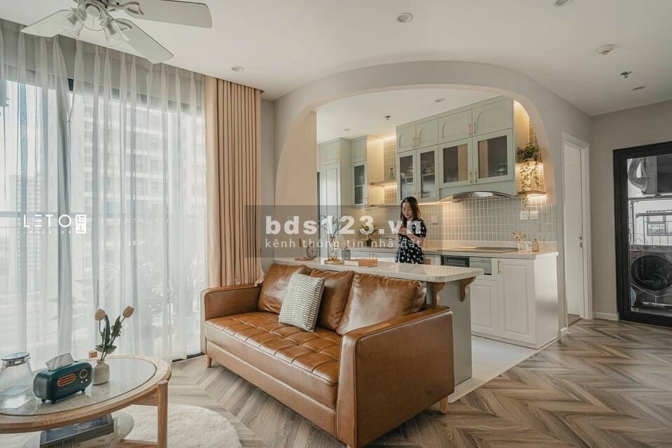 Bán gấp chung cư cao cấp Pavilion P1.1212, 2 phòng ngủ 2 nhà vệ sinh, giá 2.5 tỷ