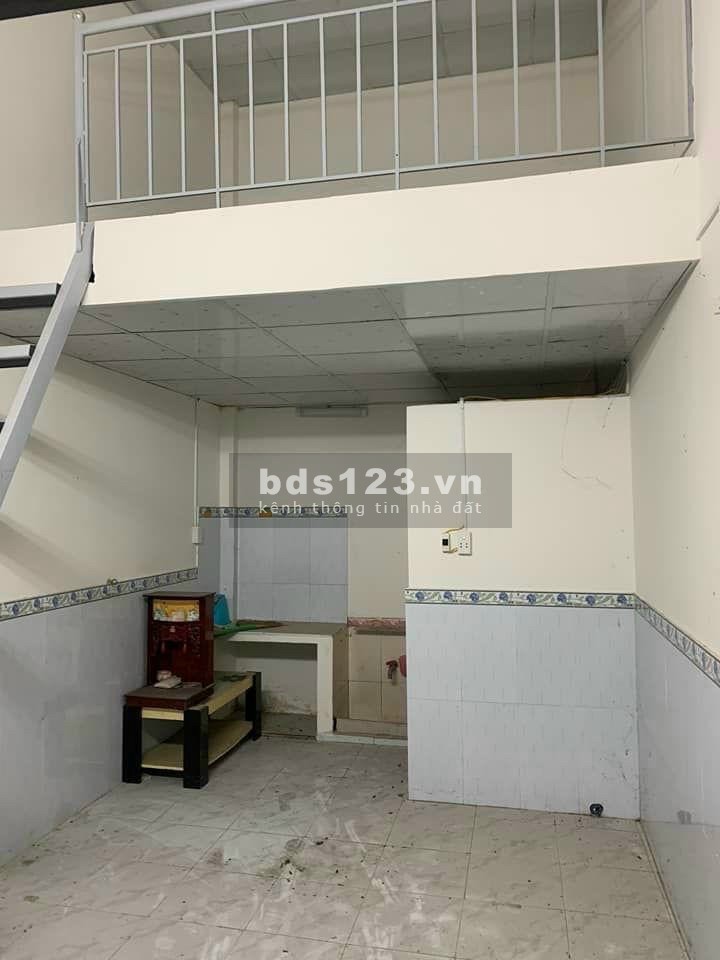 Bán 1 kiot và 4 phòng trọ đang cho thuê 9tr/th, giá 1 tỷ 340 ở Trung Chánh, Hóc Môn