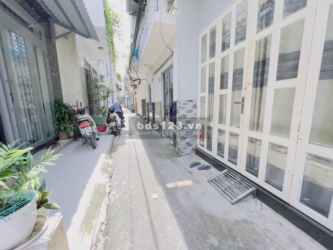 Cần bán căn nhà 100m2 đang cho thuê 5tr tháng, giá 1 tỷ 580 ở Trung Chánh, Hóc Môn